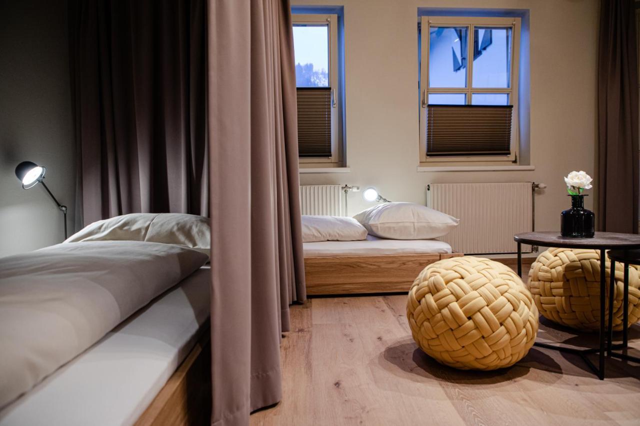 Roomie Alps Design Hostel Kitzbuhel Bagian luar foto